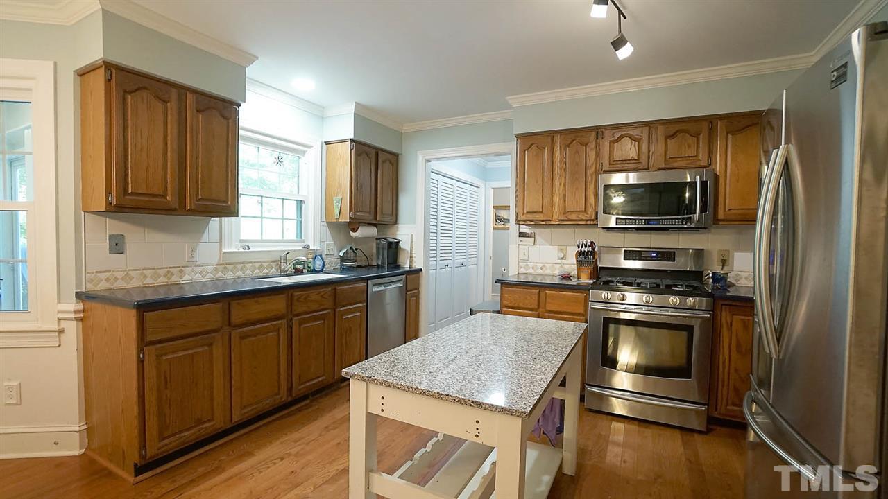 7813 Harbor Drive Raleigh, NC 27615 - Photo 8 of 30 Gallery Image 8