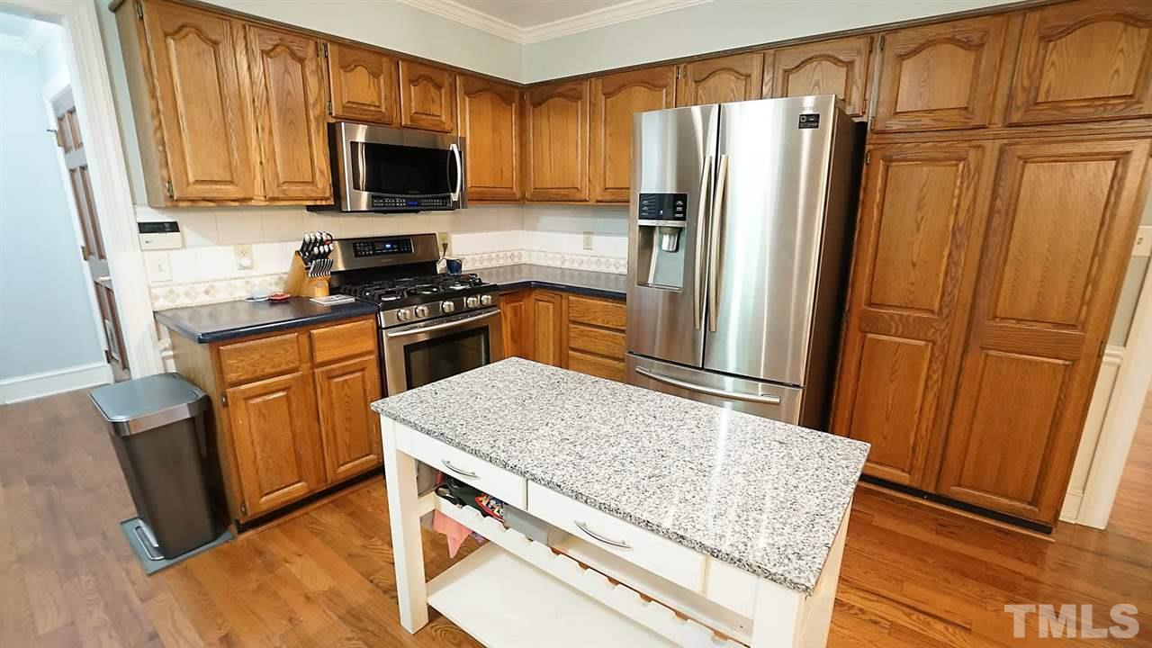 7813 Harbor Drive Raleigh, NC 27615 - Photo 10 of 30 Gallery Image 10