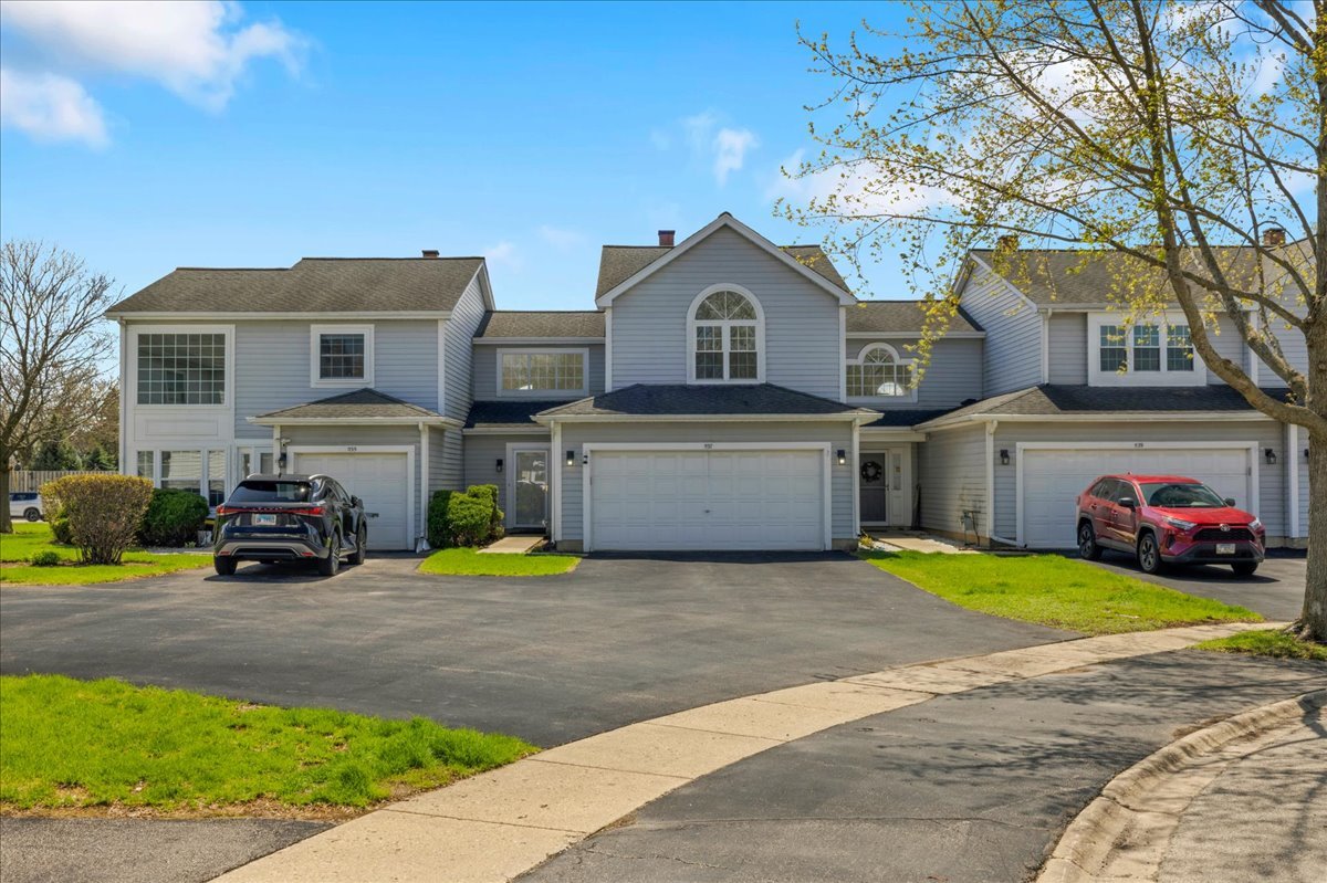 1137 Longford Road Bartlett, IL 60103 - Photo 4 of 33
