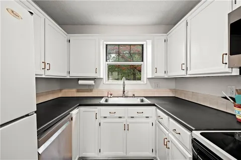 $257,000 | 13326 Walnut Street, Kansas City, MO 64145