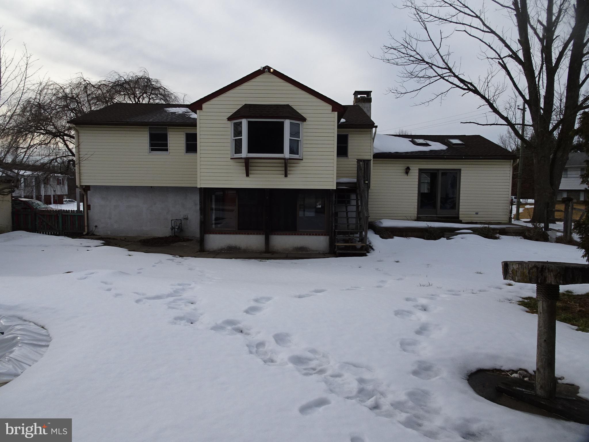 166 Blue Jay Road Chalfont, PA 18914 - Photo 4 of 30 Gallery Image 4