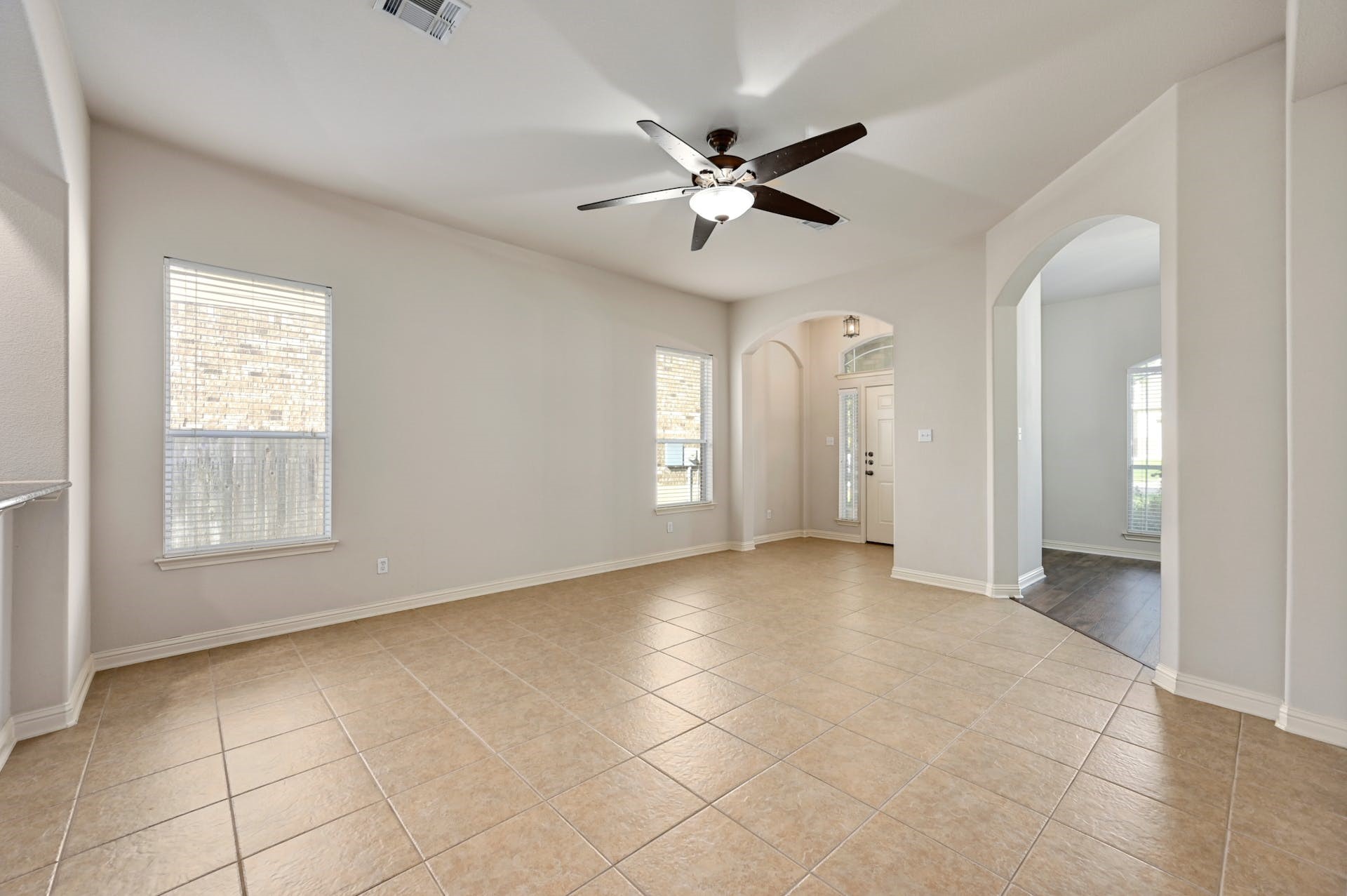 1809 Hidden Springs Path Round Rock, TX 78665 - Photo 5 of 25
