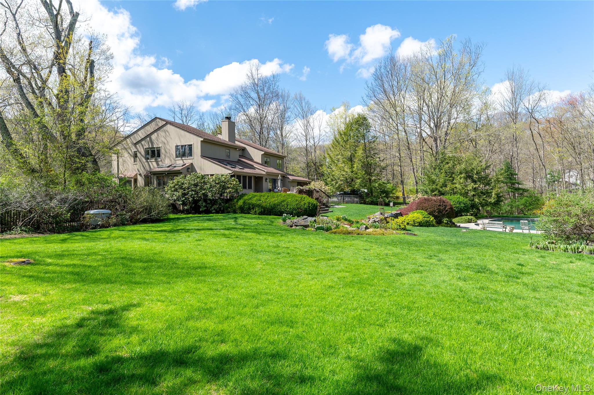 101 Post Office Road Waccabuc, NY 10597 - Photo 31 of 34 Expansive lawn