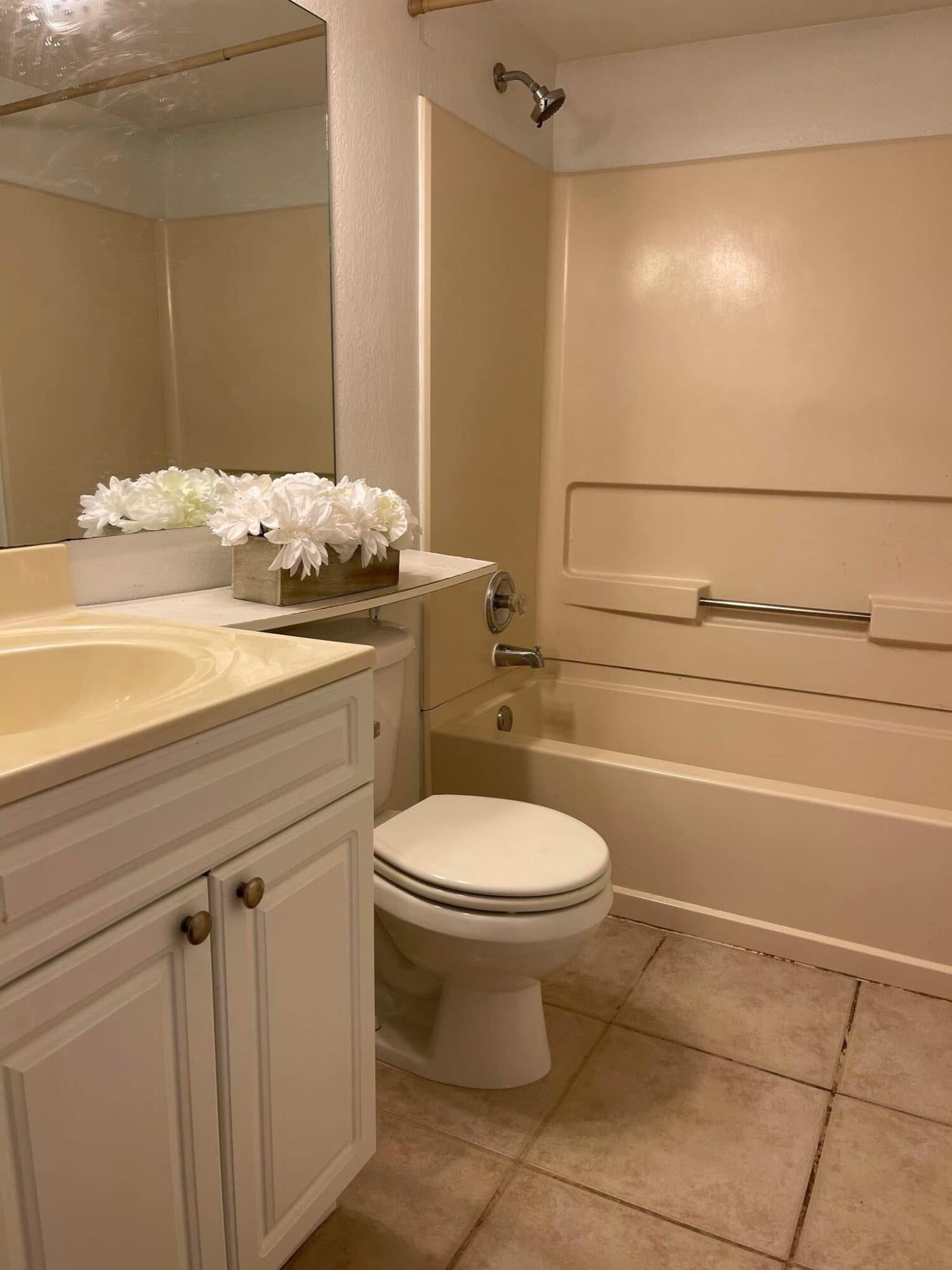 8159 Severn Drive, Unit A Boca Raton, FL 33433 - Photo 13 of 18 IMG_3478