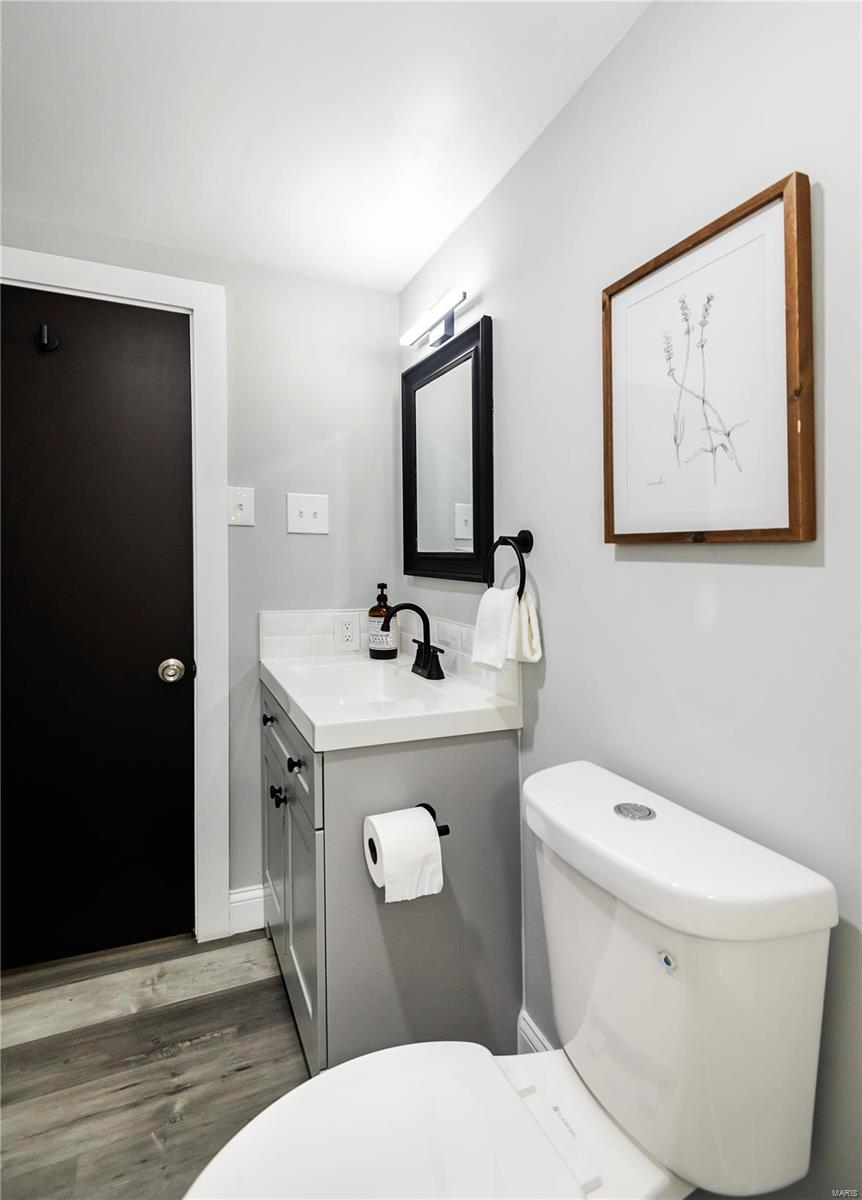 9388 Golden Gate Road St. Louis, MO 63144 - Photo 22 of 54