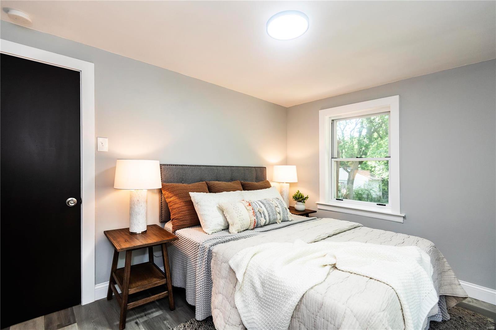 9388 Golden Gate Road St. Louis, MO 63144 - Photo 25 of 54