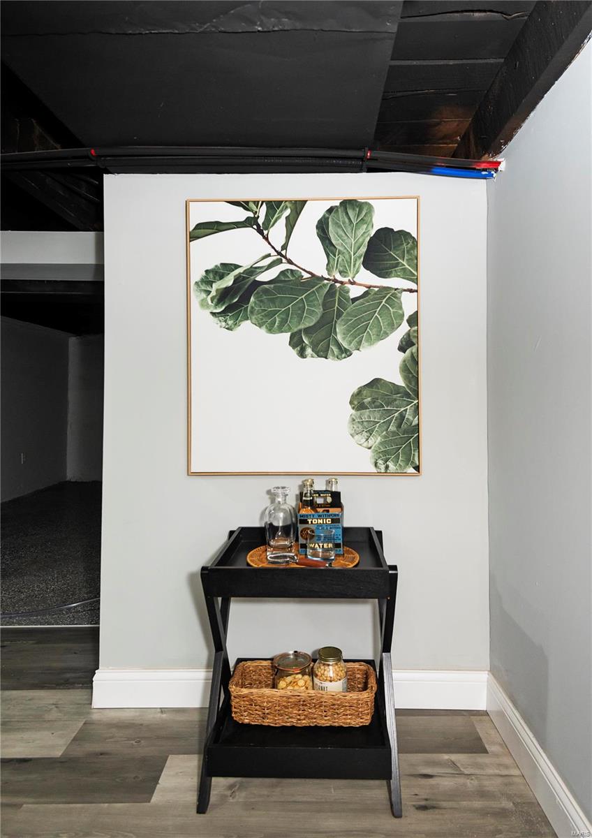 9388 Golden Gate Road St. Louis, MO 63144 - Photo 28 of 54