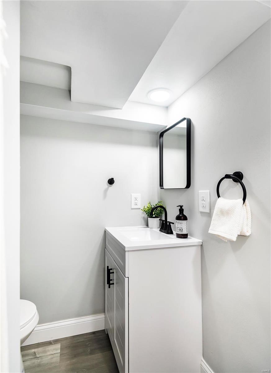 9388 Golden Gate Road St. Louis, MO 63144 - Photo 36 of 54