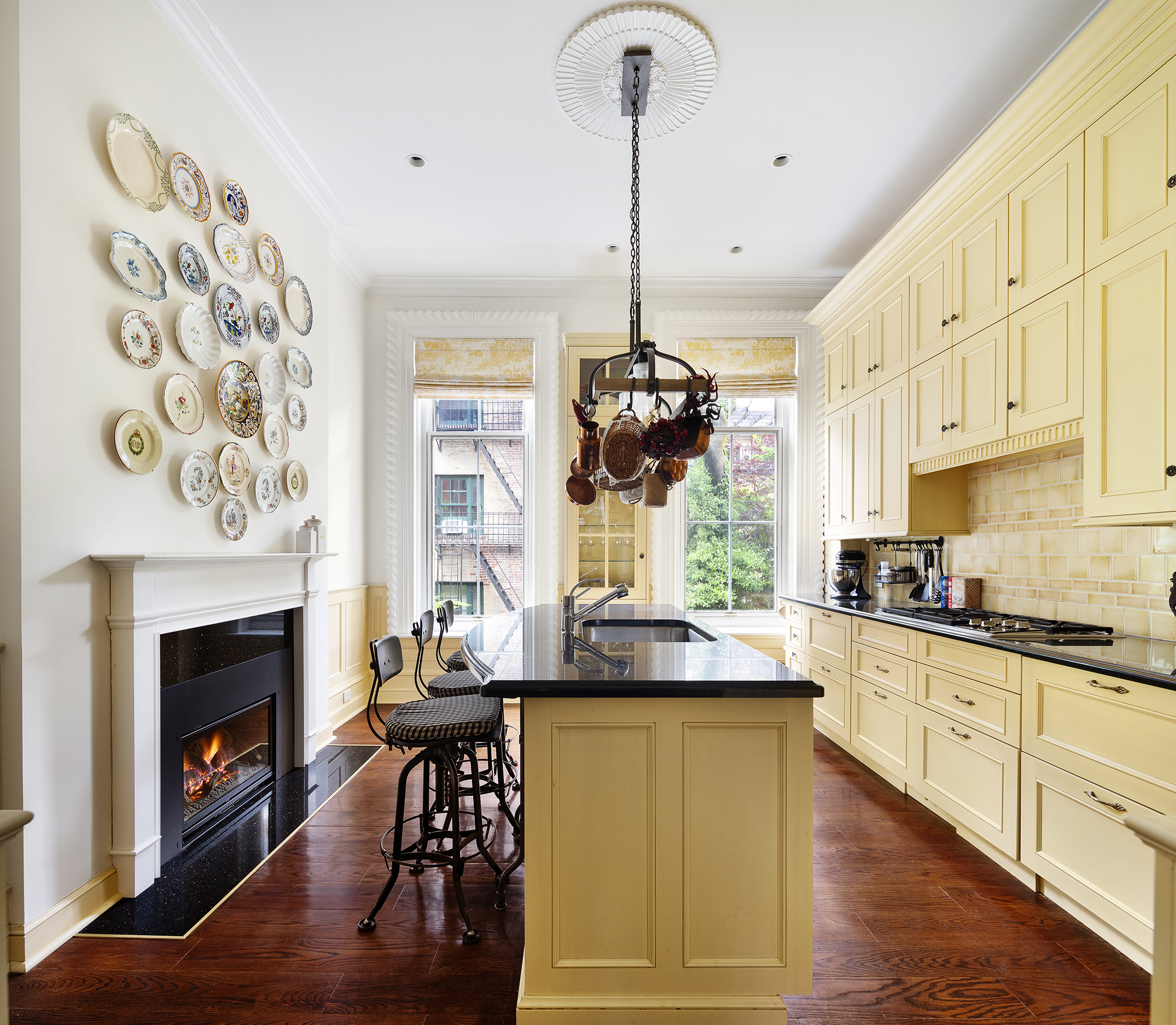 143 East 18th Street Manhattan, NY 10003 - Photo 7 of 23