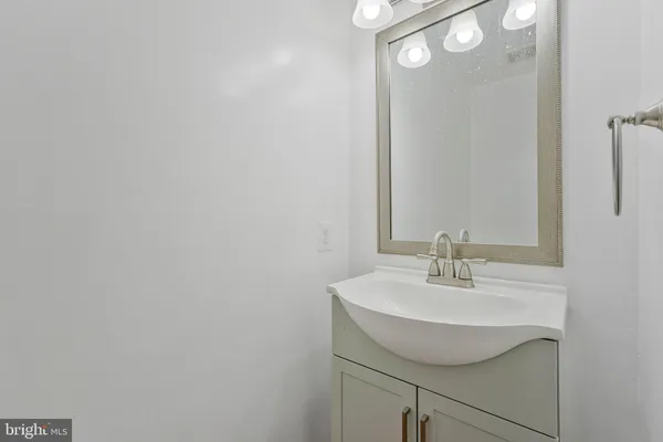$525,000 | 2254 Gunsmith Square, Reston, VA 20191