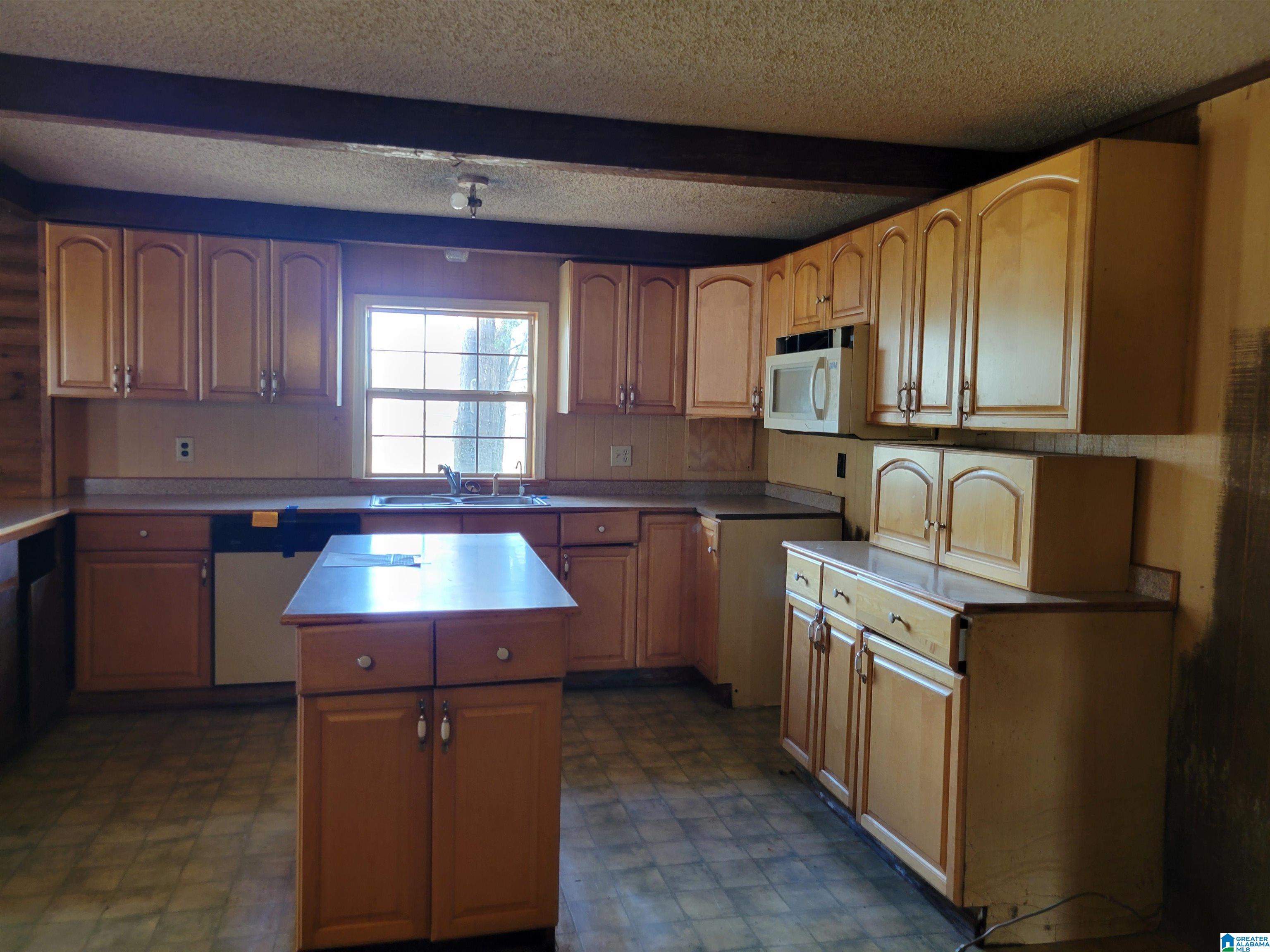 3046 Nixon Road Bessemer, AL 35022 - Photo 6 of 15
