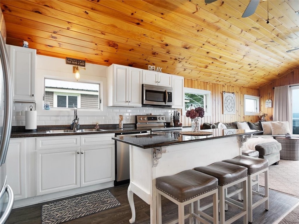 7027 Lake Bluff Road Huron, NY 14590 - Photo 19 of 50