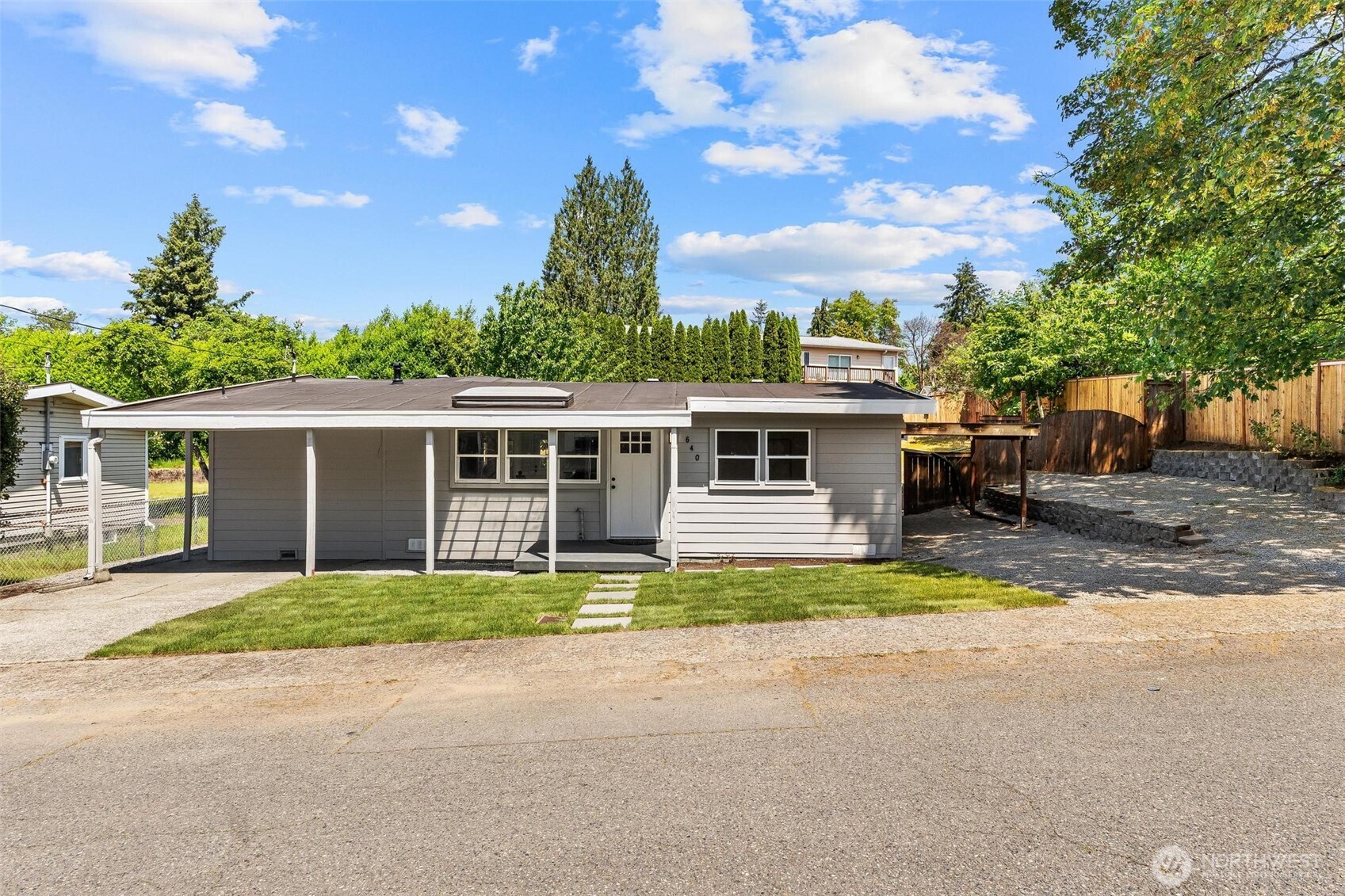 640 Ferndale Avenue Northeast Renton, WA 98056 - Photo 1 of 33