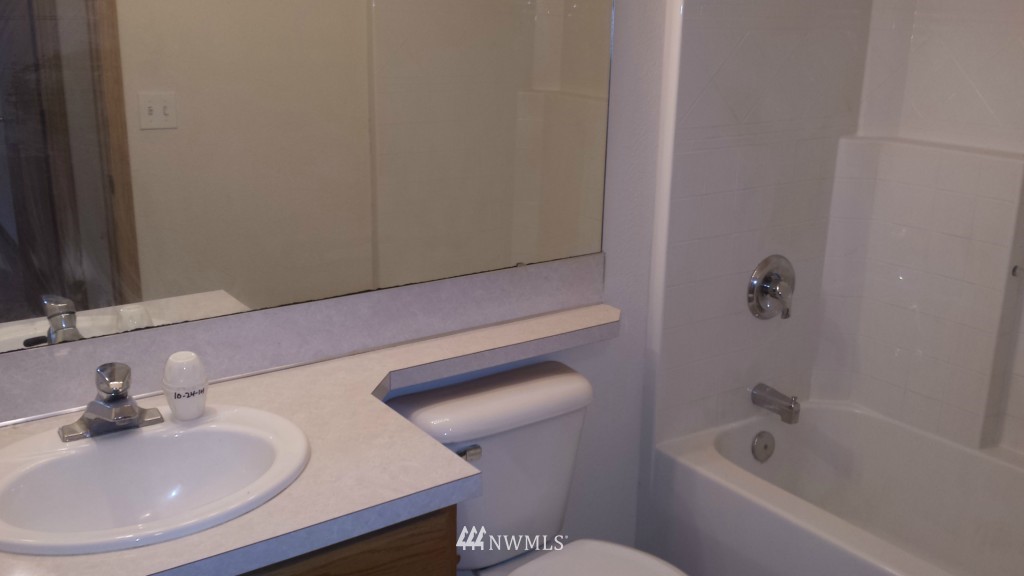 1043 East Satsop Road Elma, WA 98541 - Photo 12 of 15 Gallery Image 12