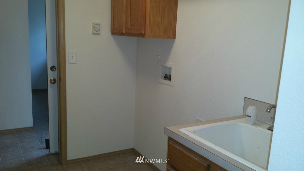 1043 East Satsop Road Elma, WA 98541 - Photo 14 of 15 Gallery Image 14