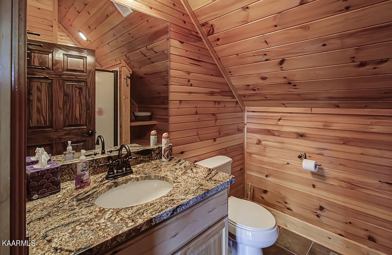 861 English Mountain Road Cosby, TN 37722 - Photo 35 of 60