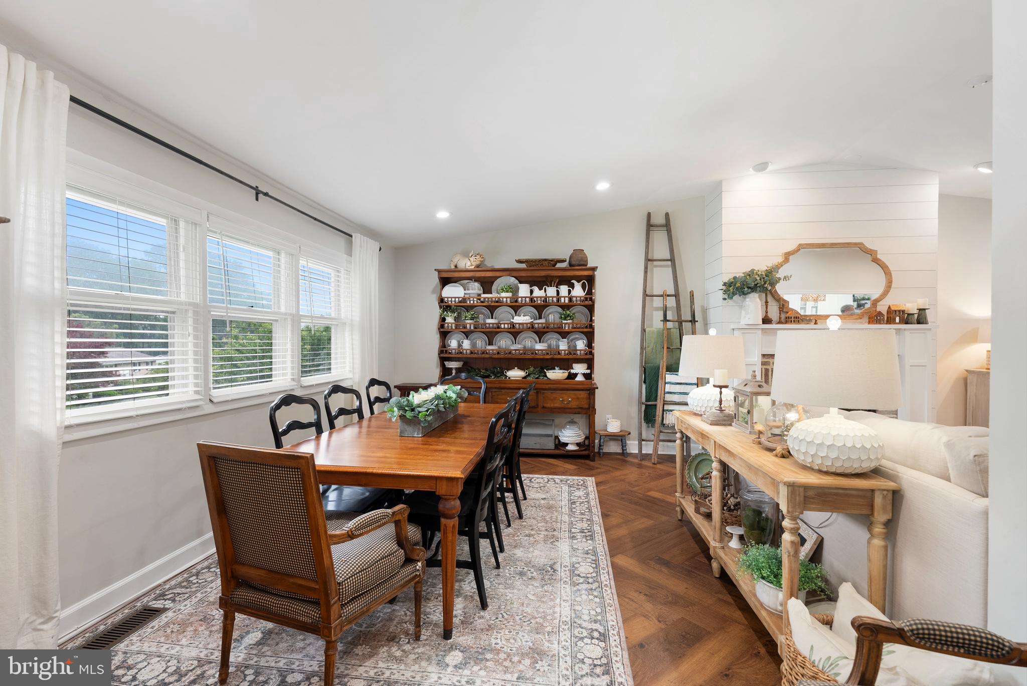 916 Farmstead Road Cockeysville, MD 21030 - Photo 15 of 47 Dining Area