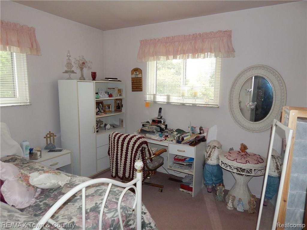 7071 North Nichols Road Flushing, MI 48433 - Photo 22 of 28 DSCN2585.JPG