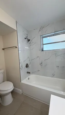 $3,800 | 4081 Northwest 35th Avenue, Lauderdale Lakes, FL 33309