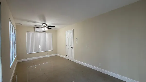 $3,800 | 4081 Northwest 35th Avenue, Lauderdale Lakes, FL 33309