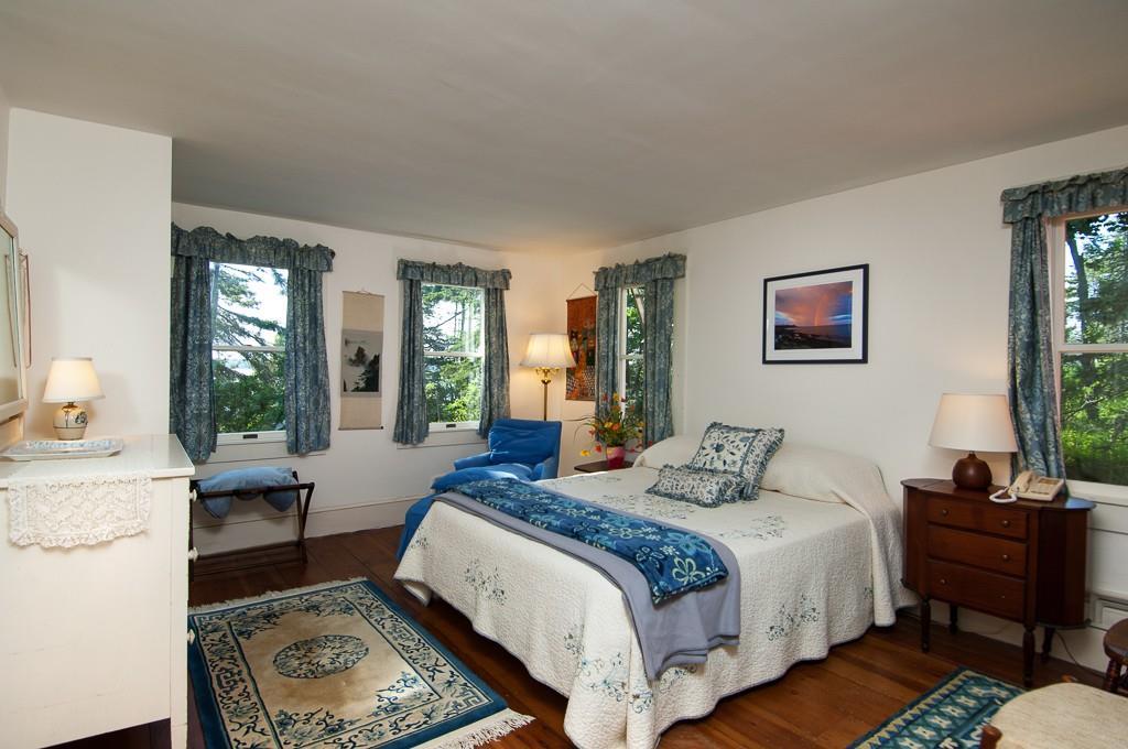 75 Jones Farm Road New Harbor, ME 04554 - Photo 10 of 34 First floor bedroom is bright and...