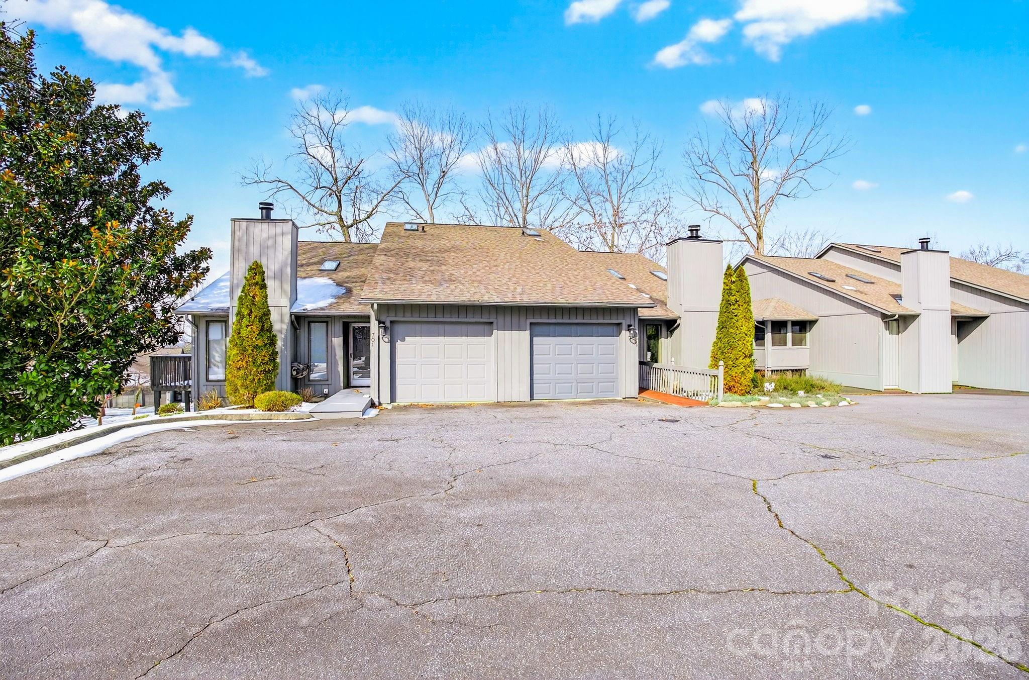 703 Independence Trail Morganton, NC 28655 - Photo 2 of 25