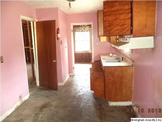 808 Center Way Southwest Birmingham, AL 35211 - Photo 6 of 6
