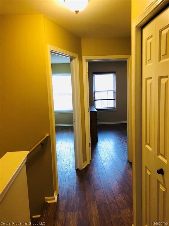 701 Cherry Orchard Road Canton, MI 48188 - Photo 16 of 28