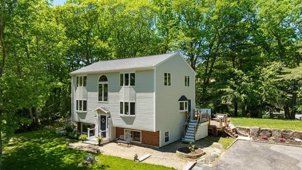 $868,000 | 71 Hesperus Avenue, Gloucester, MA 01930