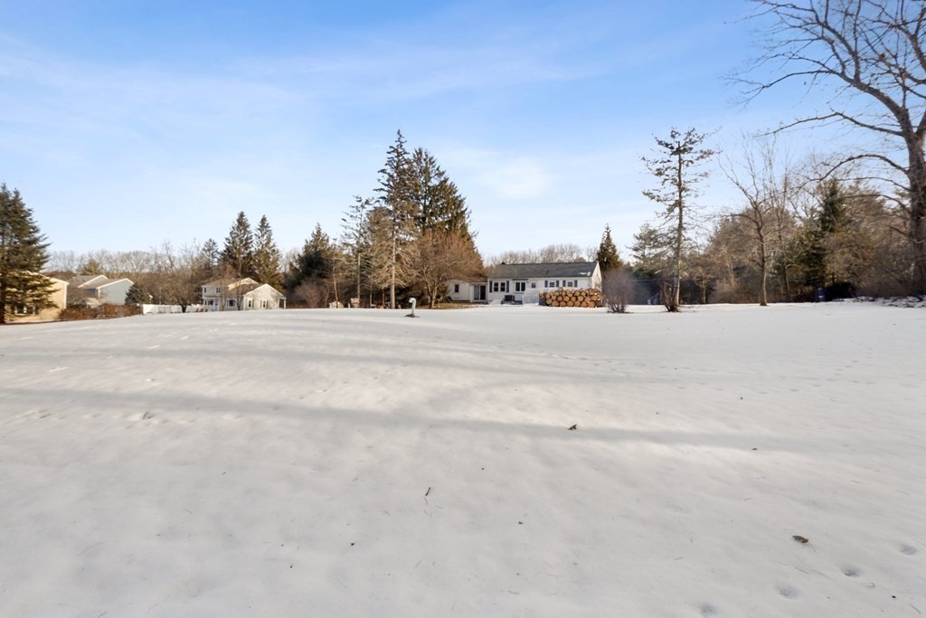 232 Littlefield Road Boxborough, MA 01719 - Photo 20 of 23