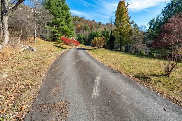 $450,000 | 5191 Highway 421, Mountain City, TN 37683