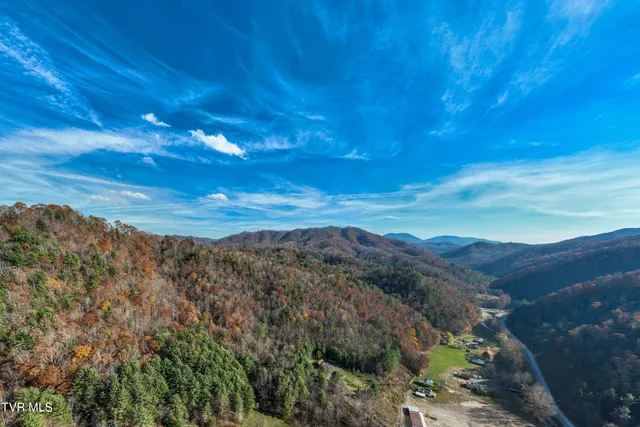 $450,000 | 5191 Highway 421, Mountain City, TN 37683