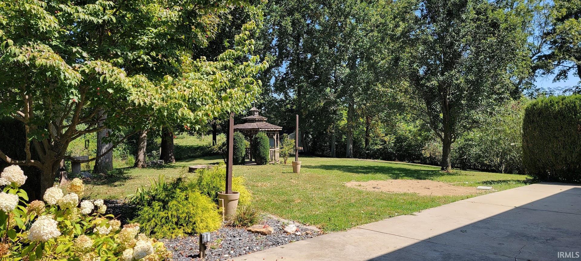 2222 VFW Road Mitchell, IN 47446 - Photo 33 of 36