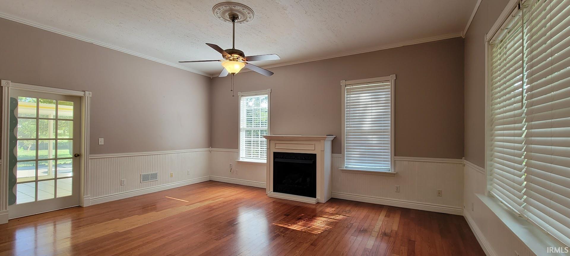 2222 VFW Road Mitchell, IN 47446 - Photo 7 of 36