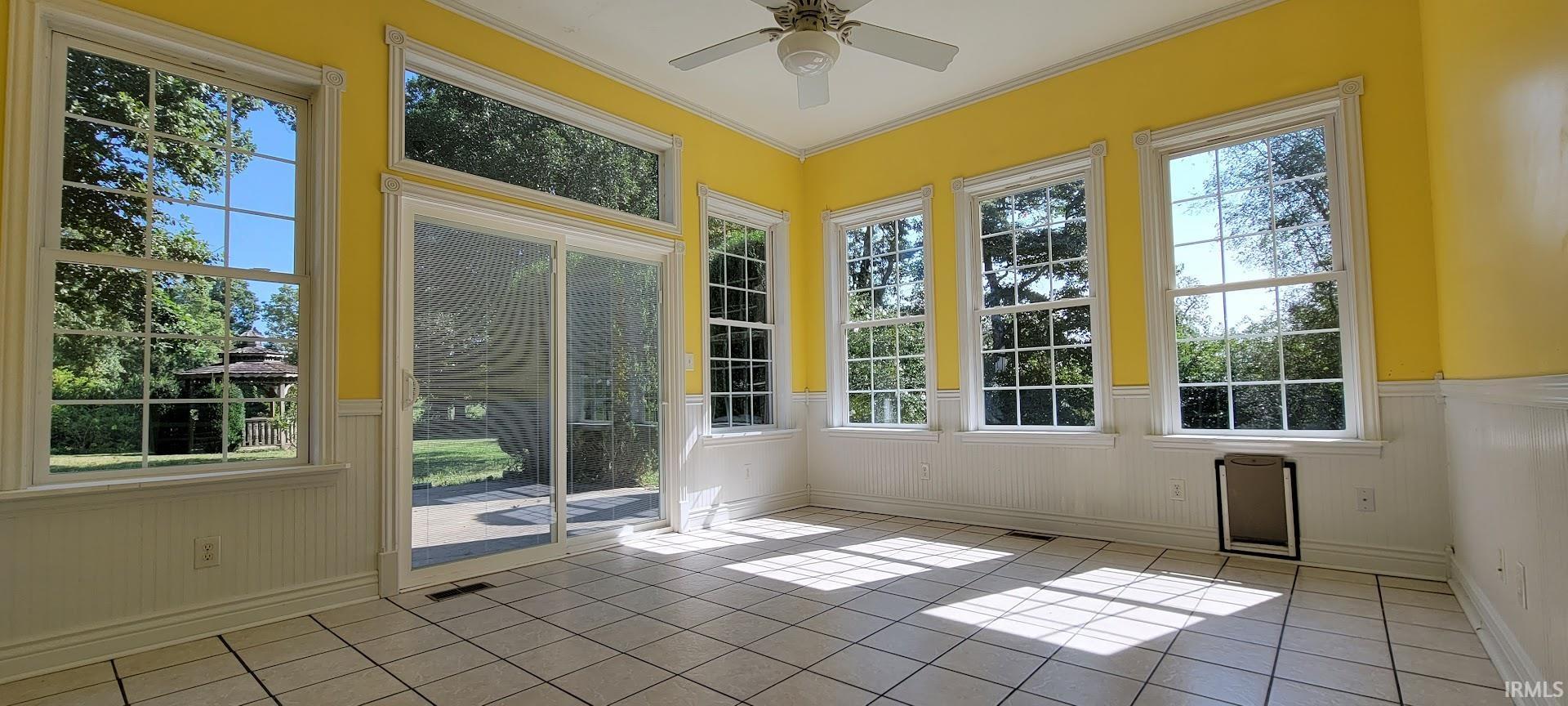 2222 VFW Road Mitchell, IN 47446 - Photo 9 of 36