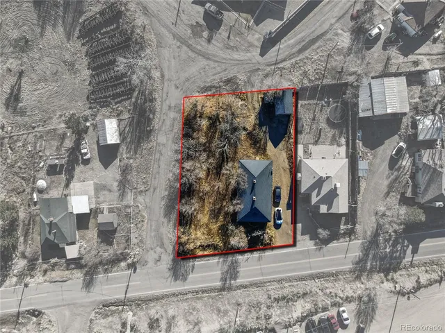 a view of a pathway of a building