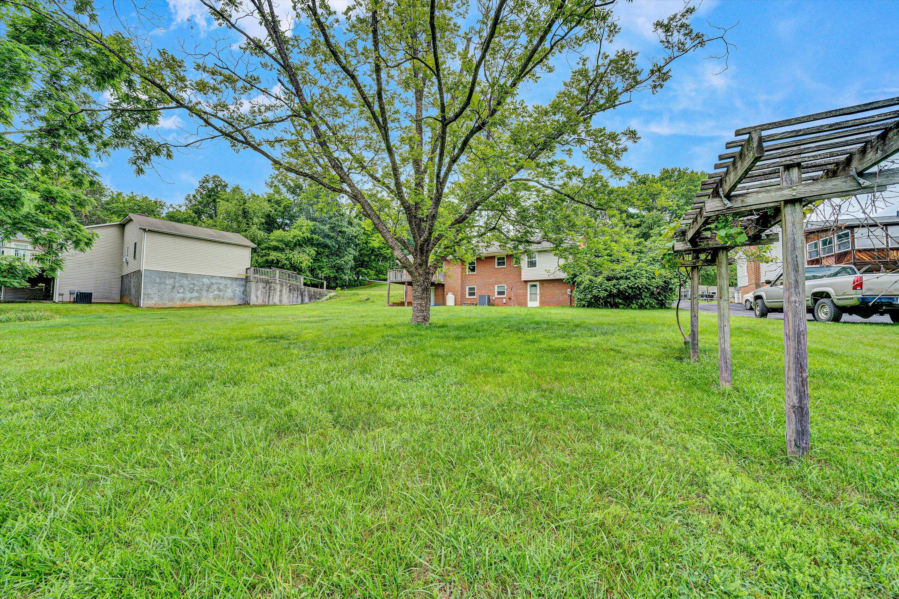 380 Lakeshore Terrace Road Hardy, VA 24101 - Photo 22 of 26 28-SGM-05921