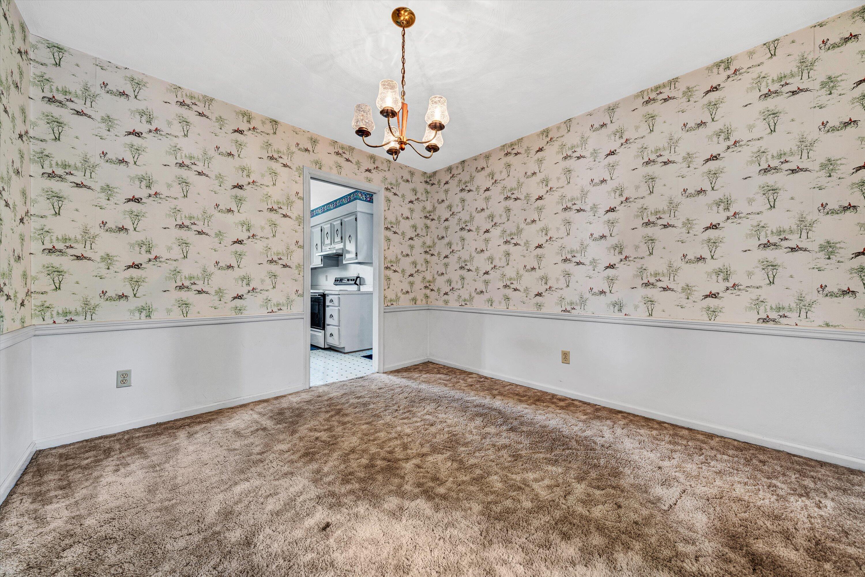 380 Lakeshore Terrace Road Hardy, VA 24101 - Photo 8 of 26 Dining Room