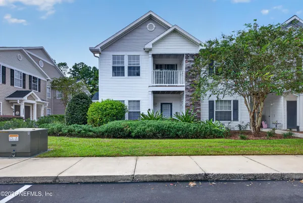 $1,550 | 575 Oakleaf Plantation Parkway, Unit 701, Orange Park, FL 32065