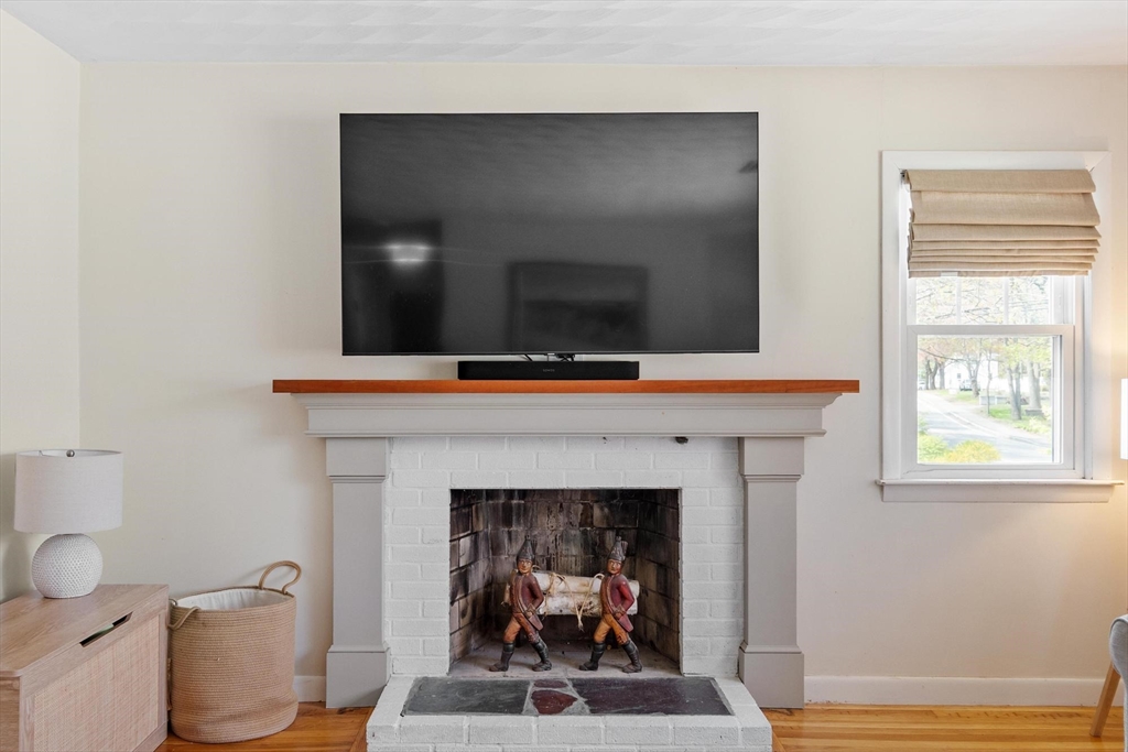 123 Plain Road Westford, MA 01886 - Photo 10 of 32 Gallery Image 10