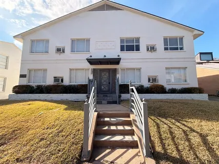 $1,350 | 4115 Douglas Avenue, Unit 206, Dallas, TX 75219