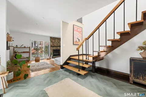 $1,349,000 | 33 Reilly Road, Easton, CT 06612