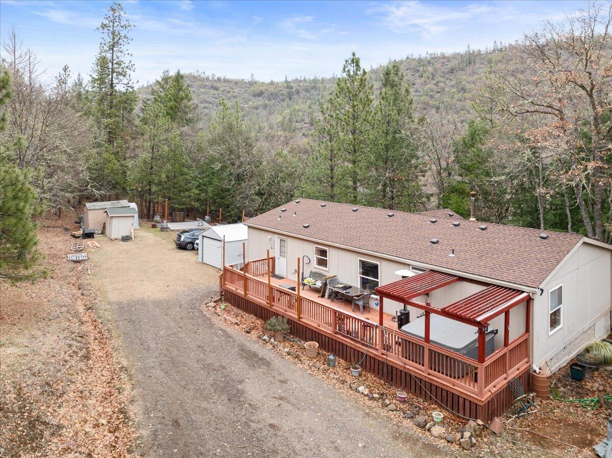 7940 East Antelope Road Eagle Point, OR 97524 - Photo 3 of 30 1