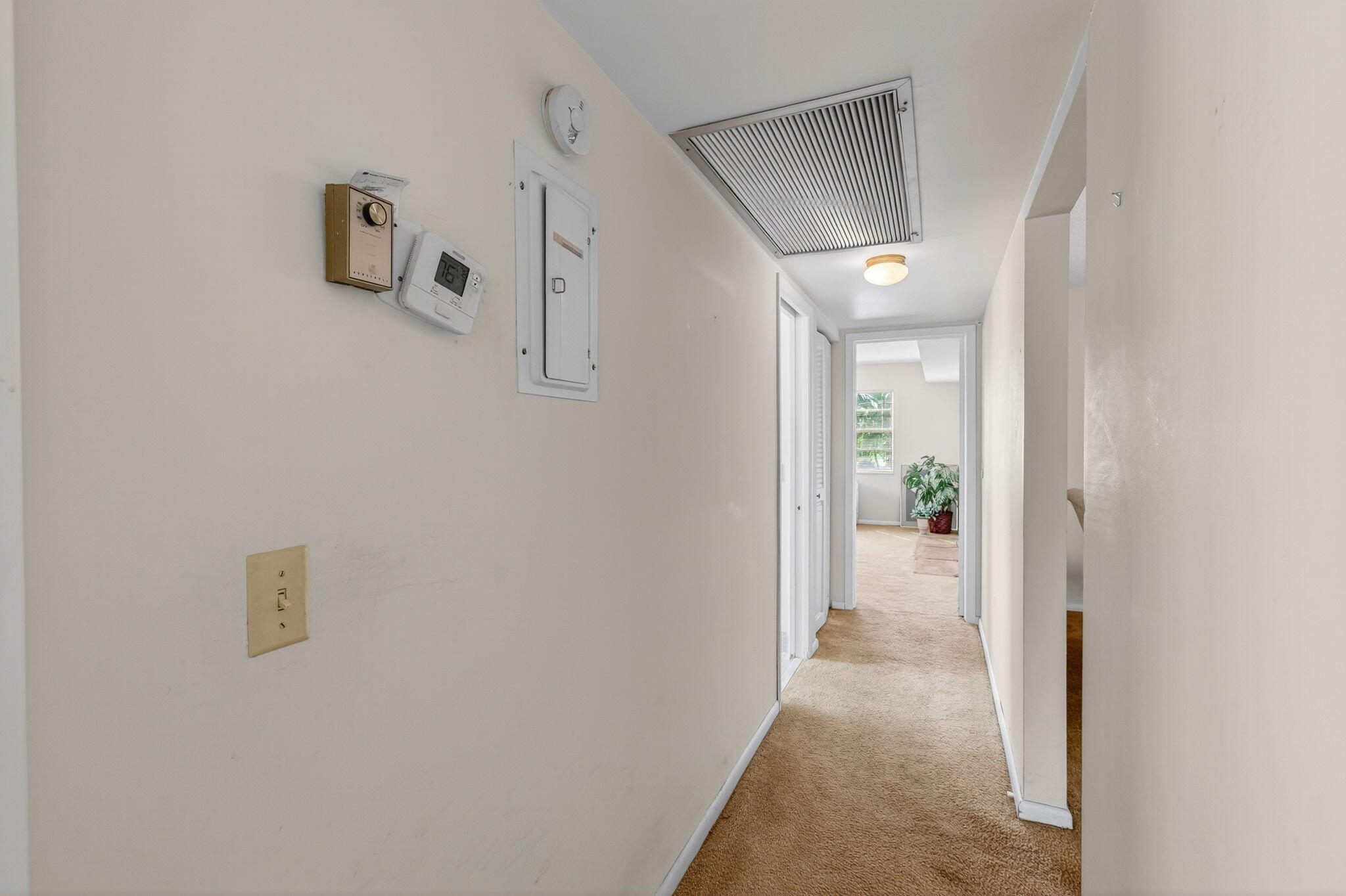 2001 Guildford East Boca Raton, FL 33434 - Photo 39 of 101 39-web-or-mls-DSC_0888