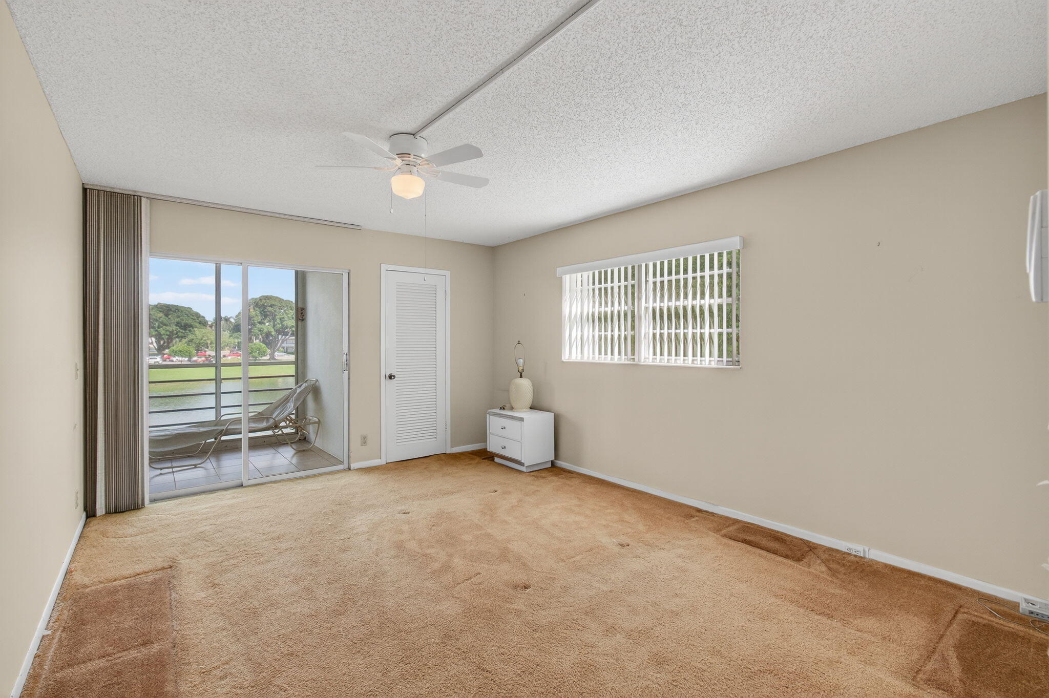 2001 Guildford East Boca Raton, FL 33434 - Photo 40 of 101 40-web-or-mls-DSC_0903