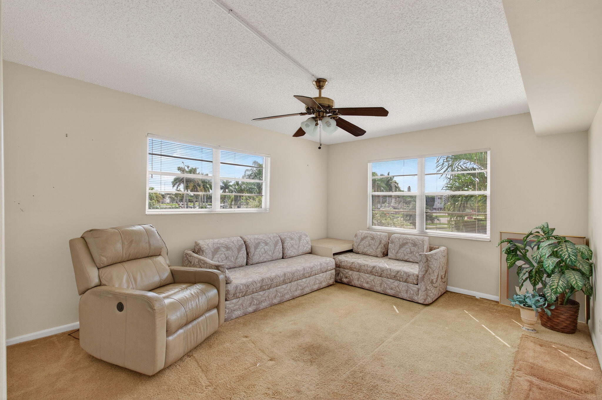2001 Guildford East Boca Raton, FL 33434 - Photo 49 of 101 49-web-or-mls-DSC_0829