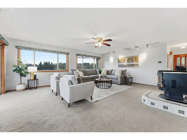 $599,000 | 5401 East Ridge Street South, Salem, OR 97306