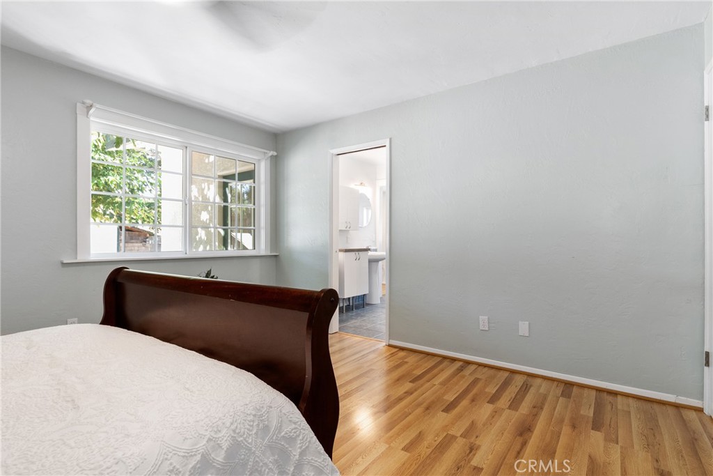 7990 San Gabriel Road Atascadero, CA 93422 - Photo 42 of 69 a bedroom with a bed and a window