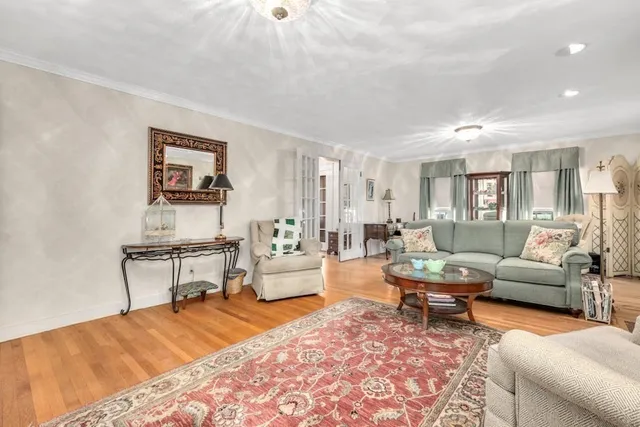 $1,175,000 | 647 Main Street, Shrewsbury, MA 01545