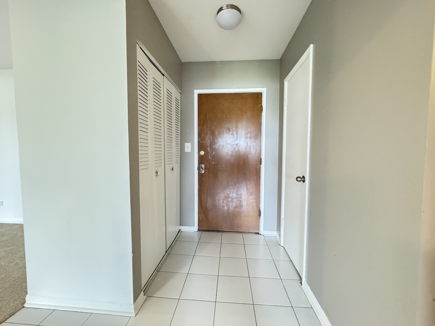 1331 South Finley Road, Unit 420 Lombard, IL 60148 - Photo 9 of 33 Gallery Image 9